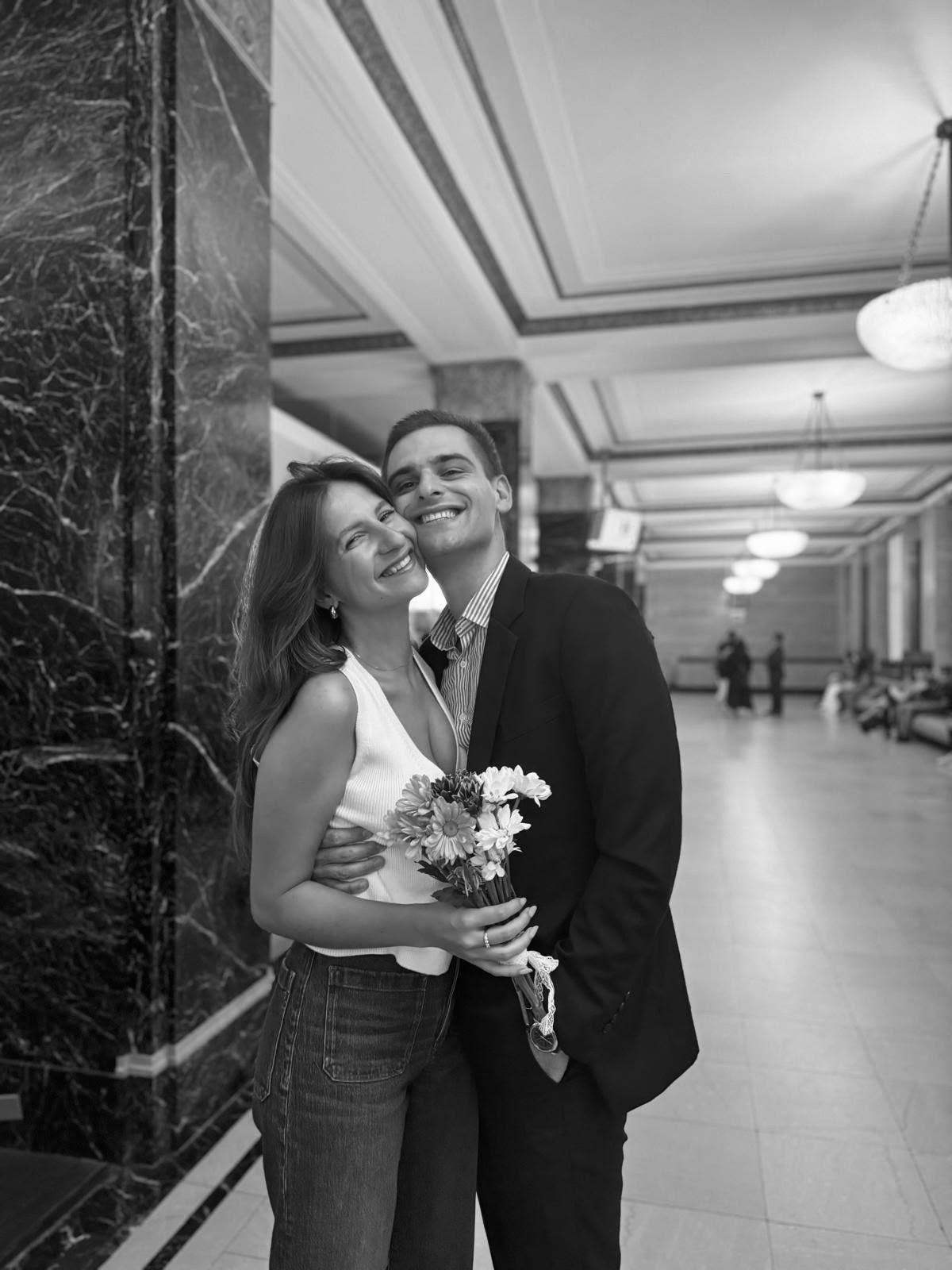 Tess et Karl-Alexandre lors de leur mariage civil à New York